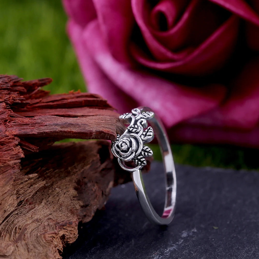 Huitan Vintage Blacke Rose Shaped Women Rings Retro Whole Rose Flower Factory Direct Selling Wholesale Lots&Bulk Women Rings