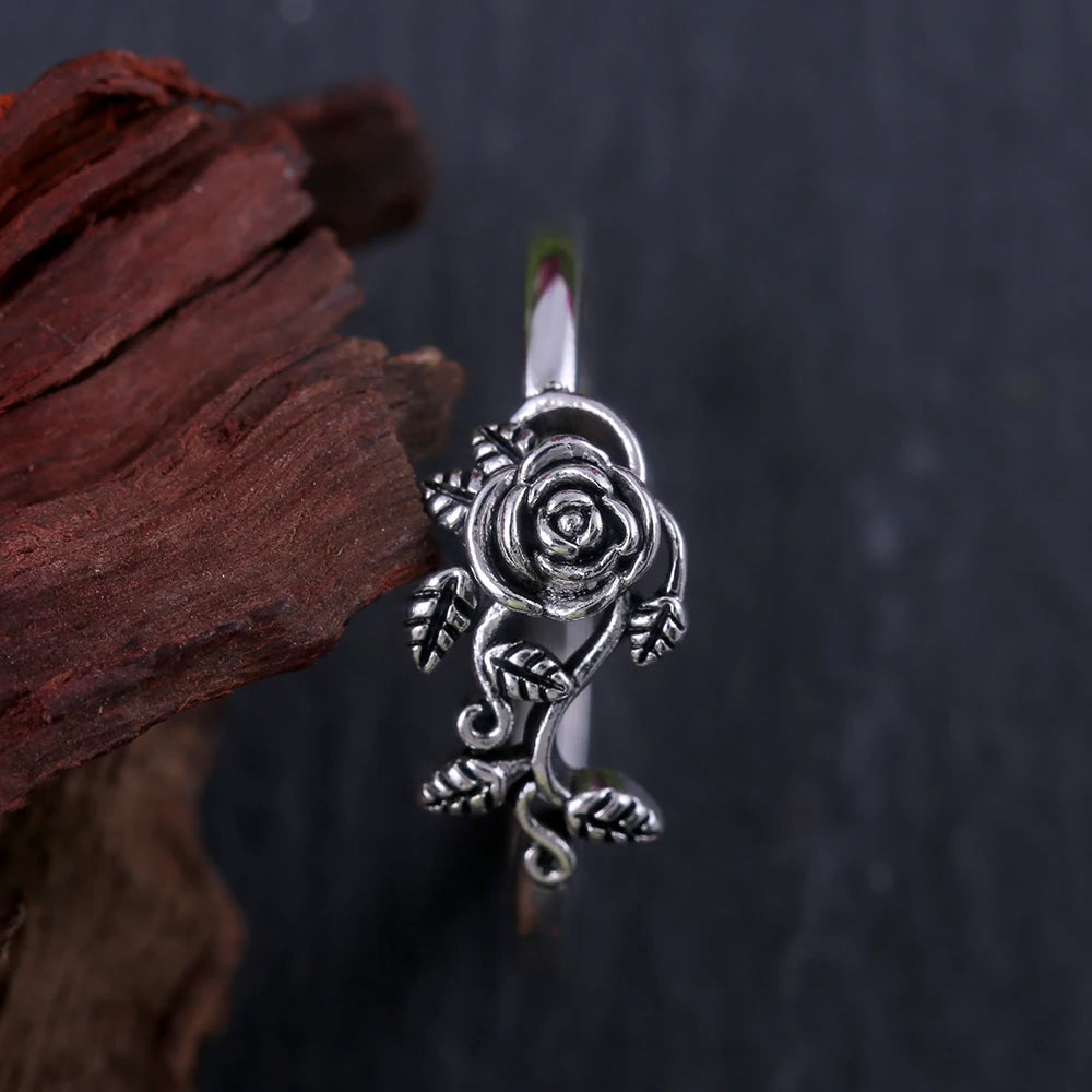 Huitan Vintage Blacke Rose Shaped Women Rings Retro Whole Rose Flower Factory Direct Selling Wholesale Lots&Bulk Women Rings